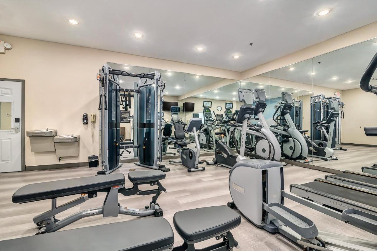 Candlewood By Ihg Hotel