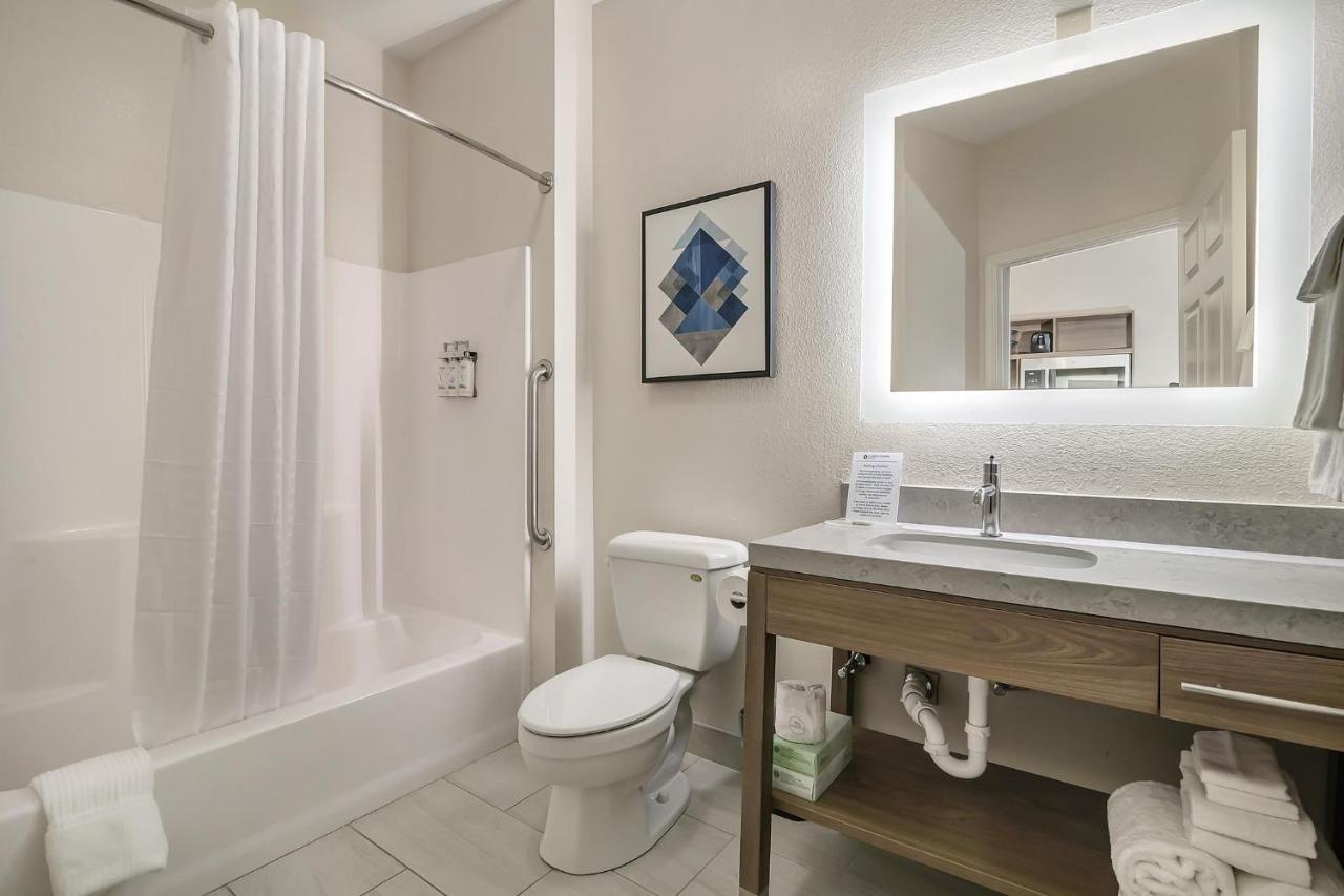 Candlewood By Ihg Hotel 2*