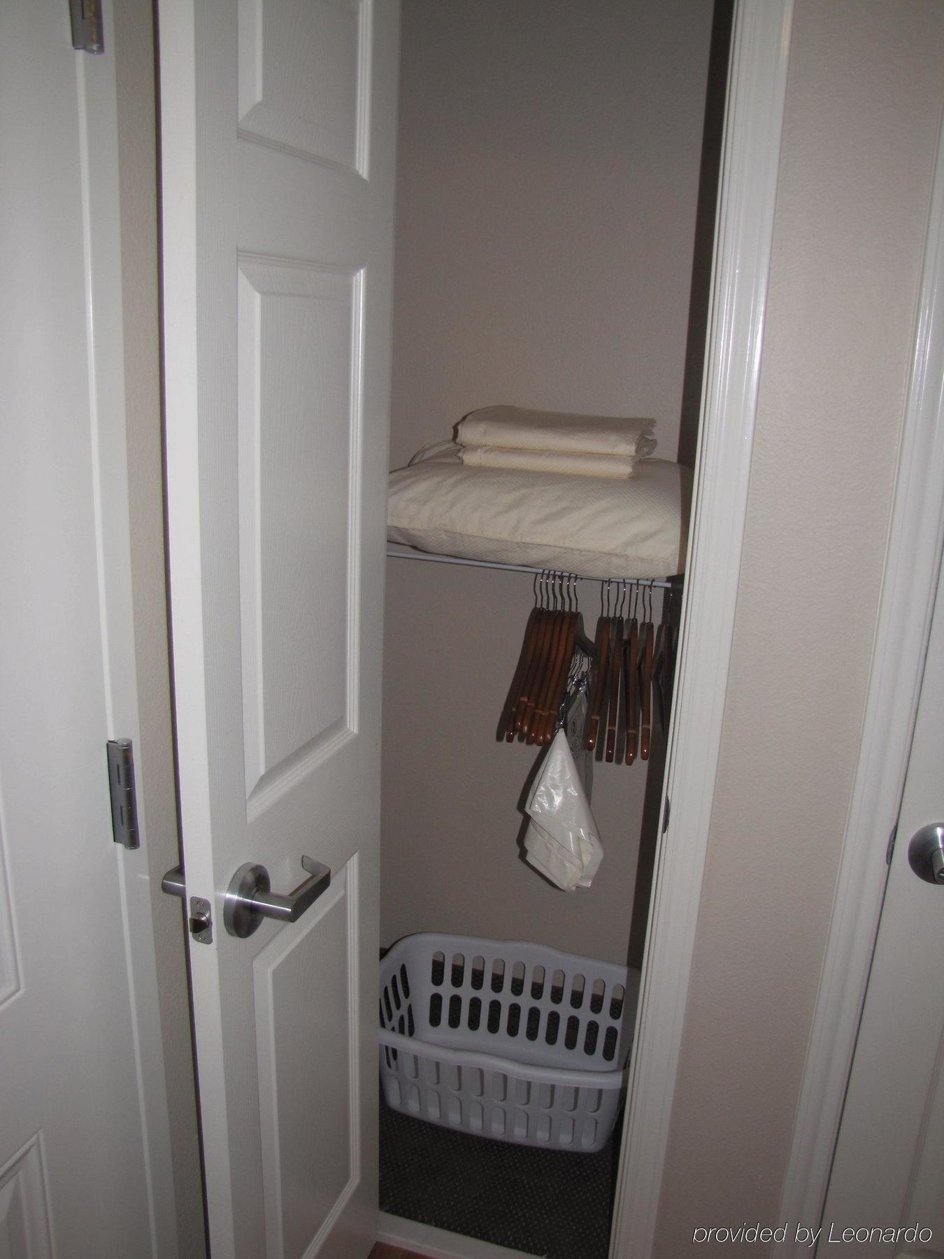 Candlewood By Ihg Hotel Longview