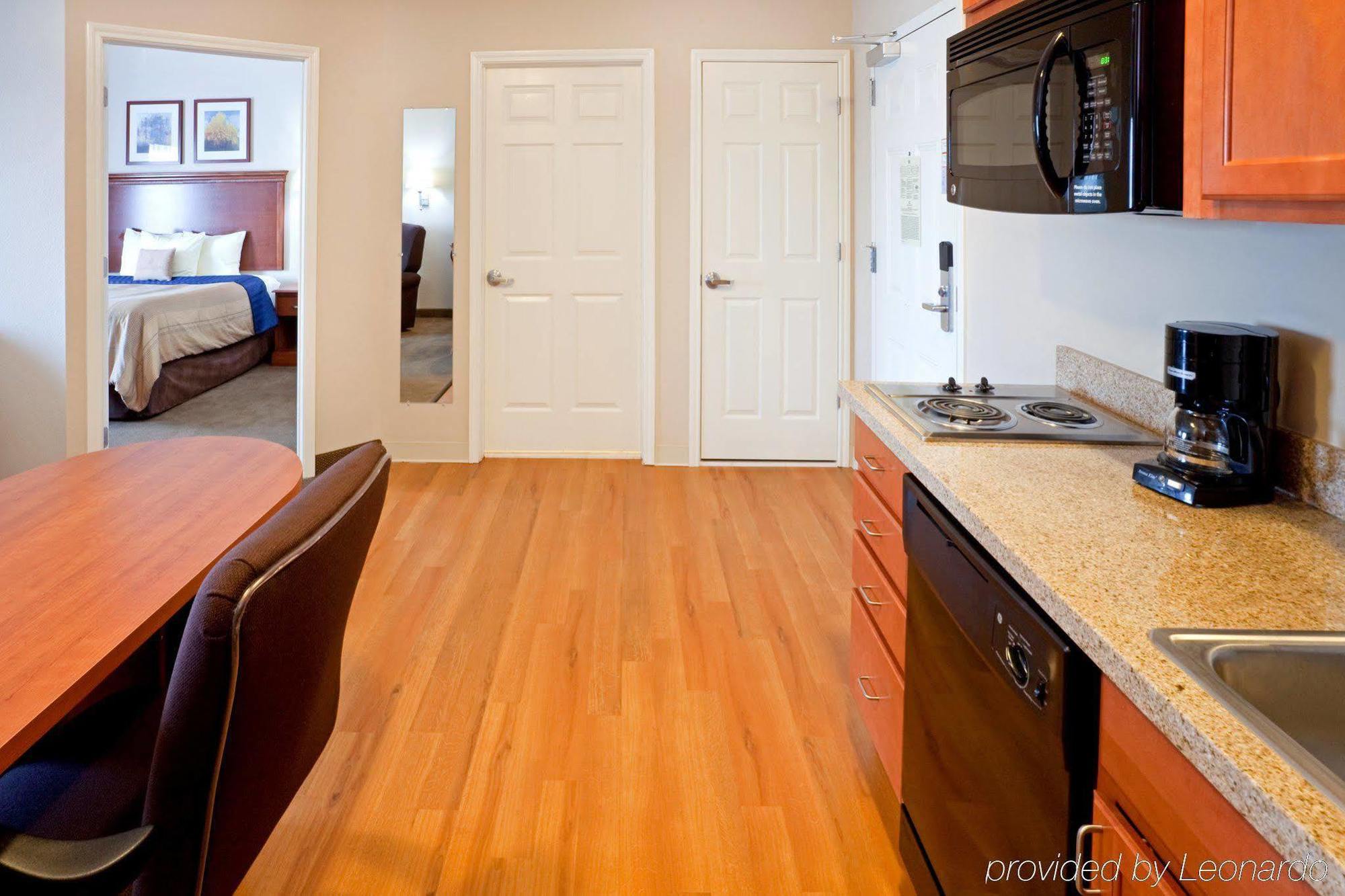 Candlewood By Ihg